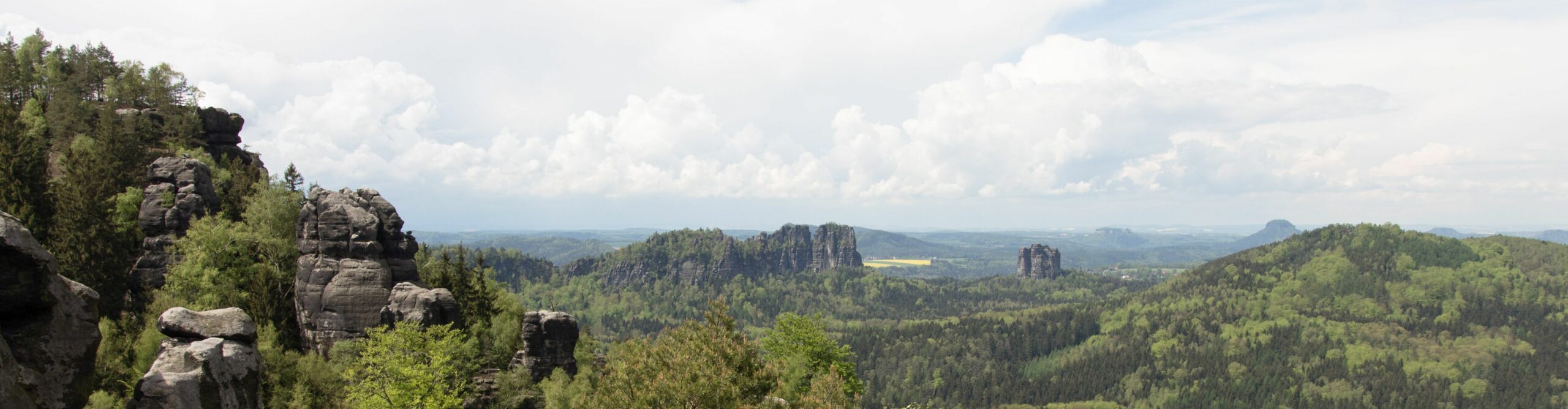 Elbsandstein Blick über Felsen_banner2